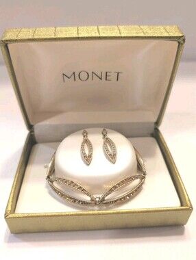 Monet Bracelet and Pierced Earring Set Goldtone Sparkling Yellow Stones Vintage